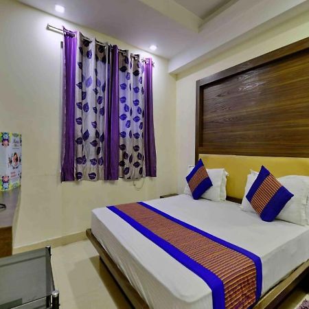Hotel International Neelam Near New Delhi Railway Station Neu-Delhi Exterior foto