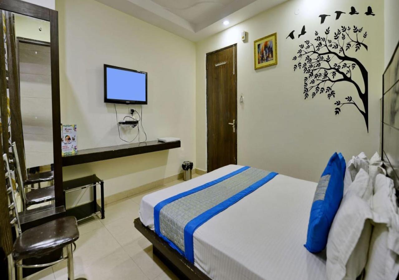 Hotel International Neelam Near New Delhi Railway Station Neu-Delhi Exterior foto