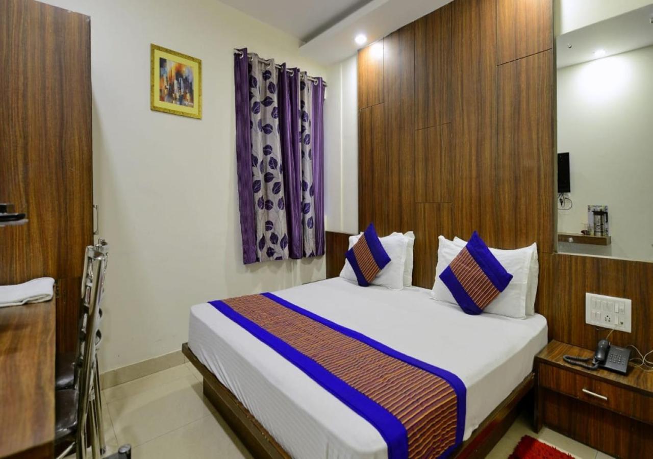 Hotel International Neelam Near New Delhi Railway Station Neu-Delhi Exterior foto