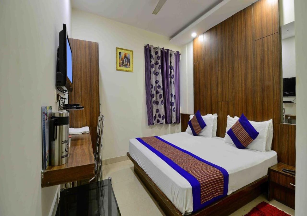 Hotel International Neelam Near New Delhi Railway Station Neu-Delhi Exterior foto
