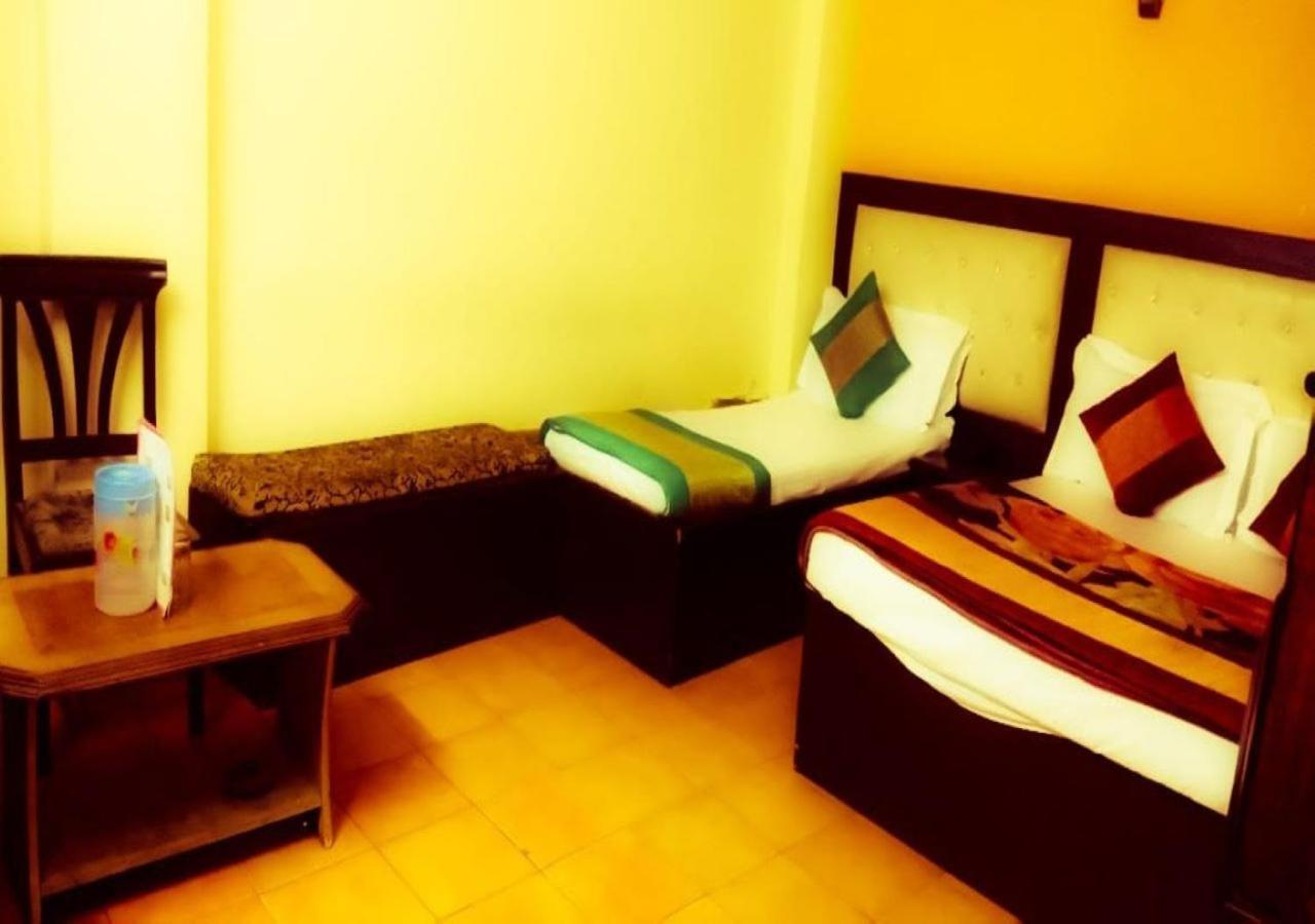 Hotel International Neelam Near New Delhi Railway Station Neu-Delhi Exterior foto
