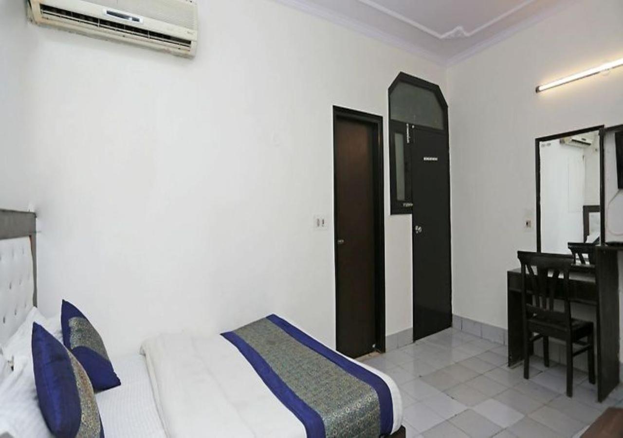 Hotel International Neelam Near New Delhi Railway Station Neu-Delhi Exterior foto